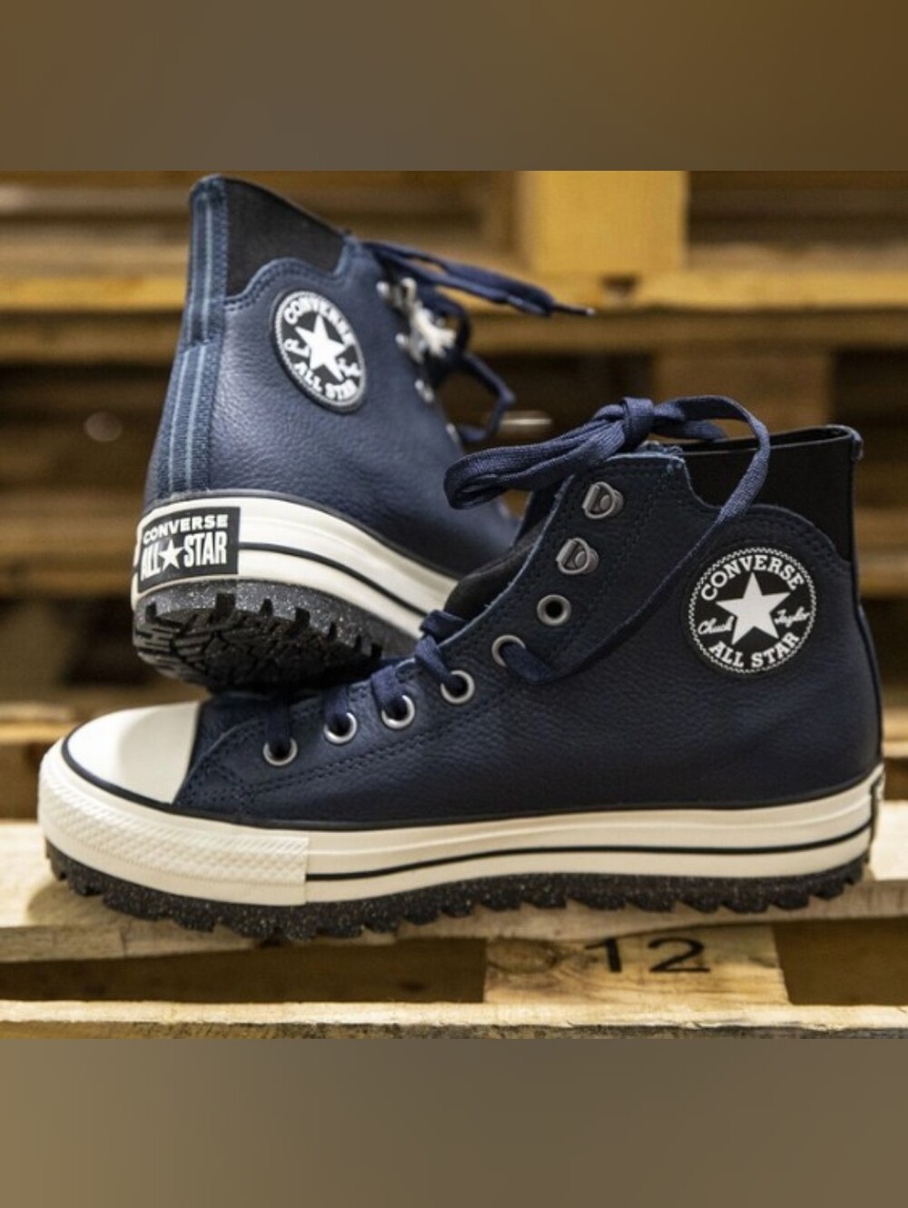 Converse Chuck Taylor All Star City Trek Waterproof Leather Boots Navy Blue Wome - Picture 2 of 13